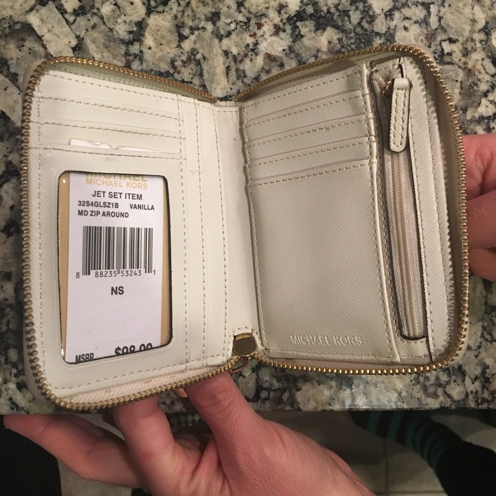 Wallet - Picture 3 of 3